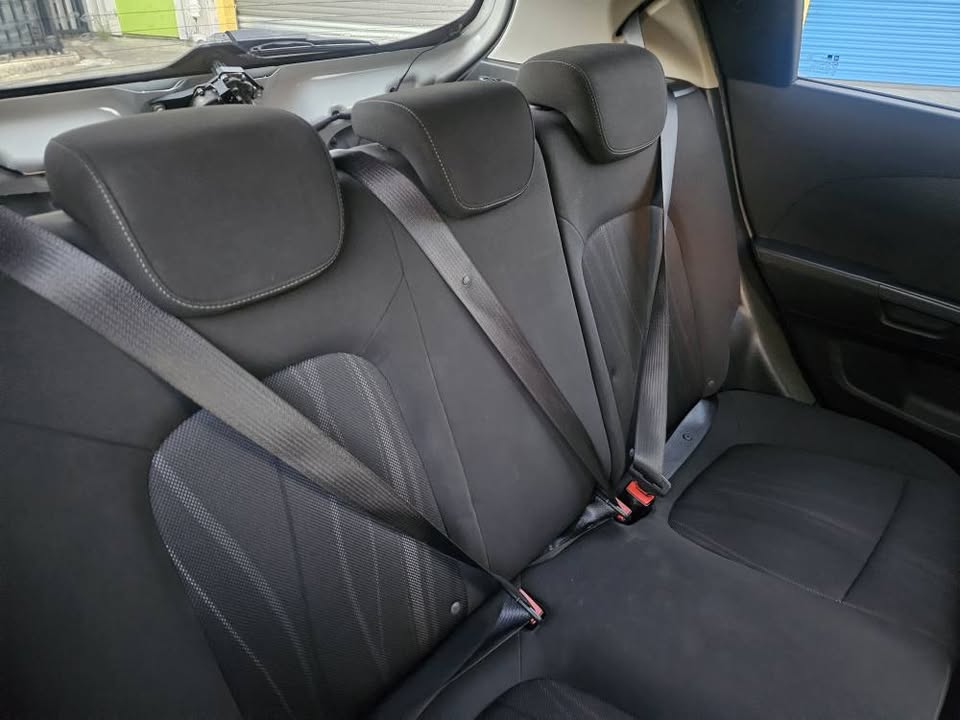 2014 Holden Barina CD auto easy finance 10.jpg